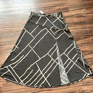 Banana Republic green and tan patterned midi skirt sz 10